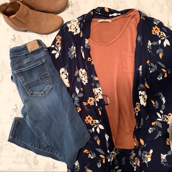 Maurices Other - Rusty orange, navy floral kimono